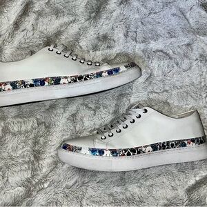 Robert Graham Supernova Sneakers!